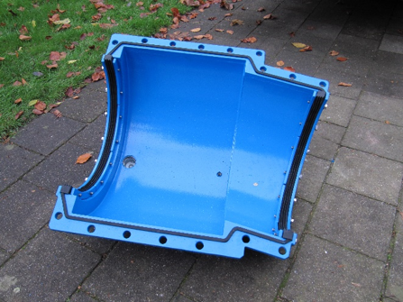 Leschhorn LS2-SB-DN 100 Übergangskupplung, Seite A min. RohrØ= 113 mm, Seite B max. RohrØ= 129 mm, KapselØ= 190 mm, Kapsellänge= 300mm, Druck PN16, Material: Edelstahl 1.4301, Dichtung EPDM, Oberflächenschutz gebeizt und passiviert. - LS2-TK Transitional Kupplung Halbschale Grundkoerper