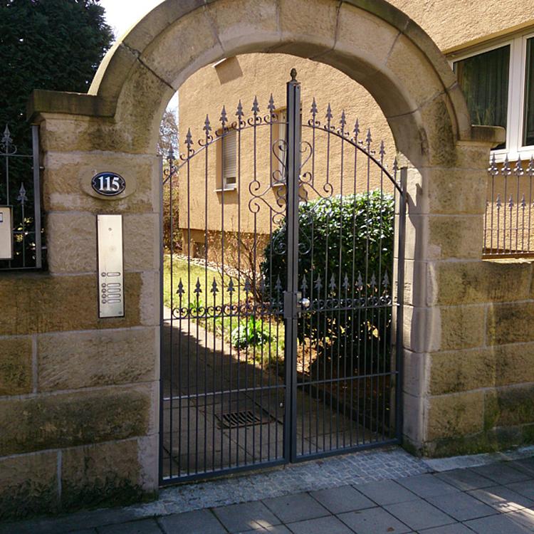 AMF 141U-40KW Schlosskasten, blank, Schließung: RZW, Kastenbreite A: 40 mm, C: 173 mm - LE 141U Schmaler Schlosskasten - blank -Anwendung