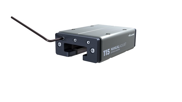 Accuride DFG115-CASSAA Führungswagen, Spiel nicht einstellbar. Genauigkeit +- 0,675 mm (Y Achse), +- 0,75 mm (Z Achse), Befestigunggewinde M5, Größe 70x47 mm, Stat. Belastung Ly 2 kN, Stat. Moment My 10 kN - LE DFG115-CASSMA-1 Fuehrungswagen x 1 - manuell einstellbar
