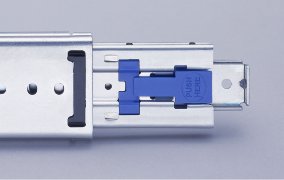 Accuride DZ3507-0030 Teleskopschienen, 100% Überauszug, 12,7x51,6, SL 762,TR 813, 67kg, hell verzinkt - Accuride DZ3507 Teleskopschiene Trennungsmechanismus