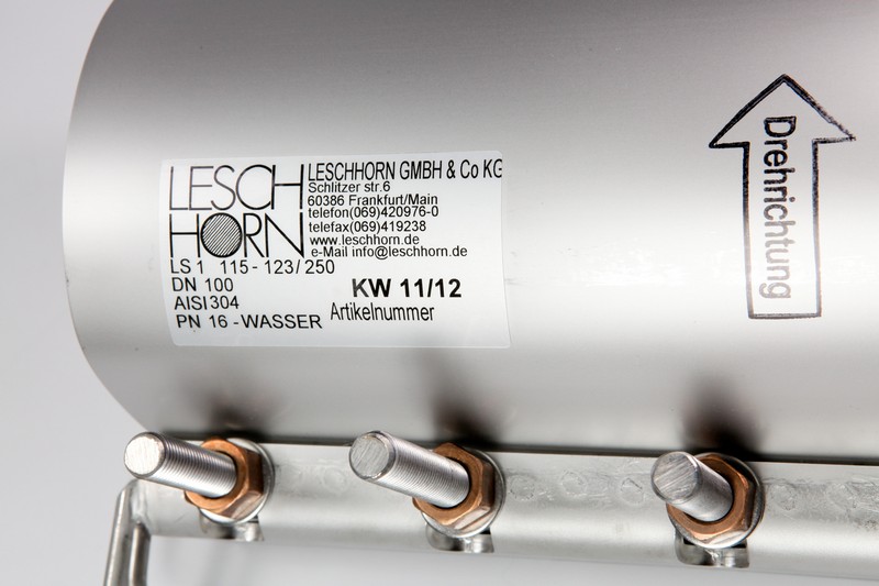 Leschhorn LS1-H-095-102-400-EPDM  Reparaturschellen einteilig mit Doppelgriff, verlängerten mittleren Bolzen ca 30 mm Spannbereich 95-102, BL 400, Dichtung: EPDM, - LS 1H Leschhorn einteilige Schelle mit Haltegriff