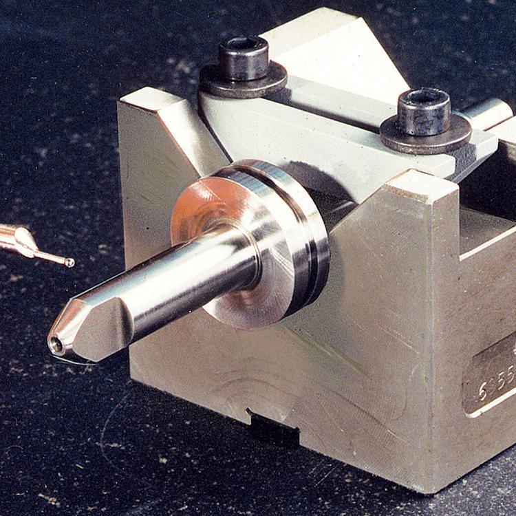 AMF 6355V-12- 65-E Aufspannprisma, einzeln, Größe : 12-65, L1: 100, H2: 60, G2: M 8 - LE 6355V 65-E Aufspannprisma - einzeln -Anwendung