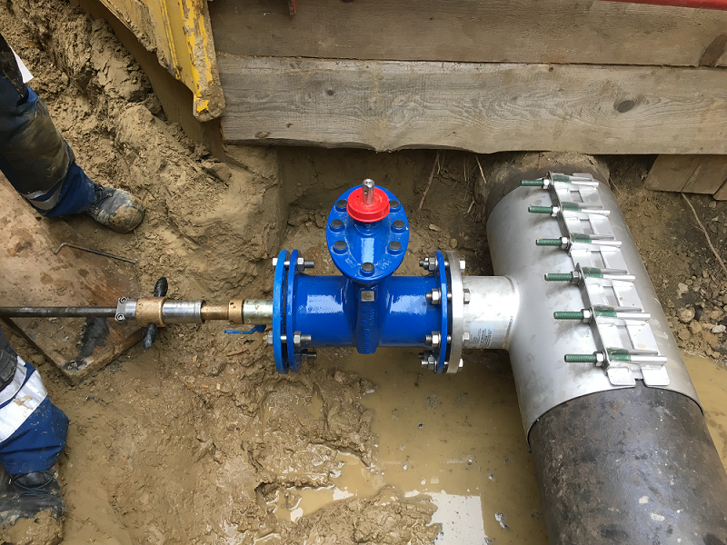 Leschhorn SST-347-367-DN80-BL500-EPDM-V2A Anbohrschellen geteilter Überschieber mit Flanschabgang, Mat: 1.4301 (V2A, AISI 304), EPDM, 347-367, DN80, BL500 " Umtausch ausgeschlossen" - SST-315-335-mit Flanschabgang DN150 und Anbohrgeraet