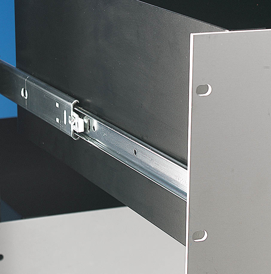 Accuride DZ0305-0022 Teleskopschienen 100% Überauszug, 19,1x35,3, SL 559, TR 581, 60kg, hell verzinkt - 0305 Accuride Teleskopschiene Anwendungsbeispiel