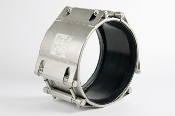 LE71497 LSFLEX-285-1192-1231-3F2-PS2-E-A4 Rohrkupplung zur Verbindung 3fach Verschluss, DA 1192-1231 mm, PS 2;  BL 285, Dichtung EPDM, Material V4A (1.4571), max. Ø-Unterschied 9 mm - LE Instal dreiteilig