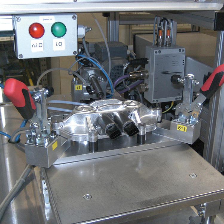 AMF 6830NI-1 Waagrechtspanner mit rotem Handgriff, Größe : 1, F1: 0,80 kN, F2: 1,1 kN - LE 6830NI Waagrechtspanner -Anwendung