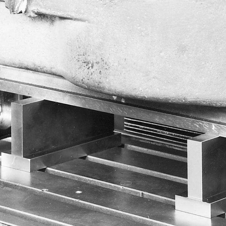 AMF 6348PS-8x11x125 Parallelunterlagen-Paar, Standard, 125 mm lang, B: 8, H: 11, L: 125 - LE 6348PS Parallelunterlagen-Paar - Standard - 125 mmlang-Anwendung